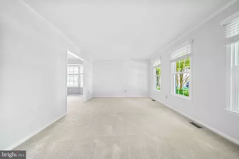 Living - 9723 Stipp St, Burke, VA 22015 photo 8 of 14