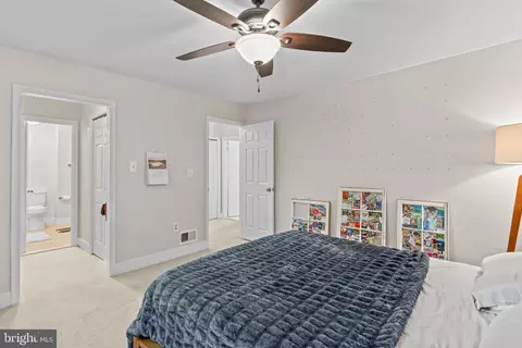 Bedroom - 908 Ashburn St, Herndon, VA 20170 photo 2 of 9