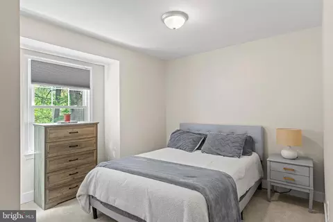 Bedroom - 908 Ashburn St, Herndon, VA 20170 photo 5 of 9