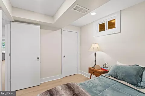 Bedroom - 908 Ashburn St, Herndon, VA 20170 photo 8 of 9