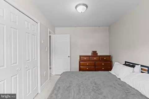 Bedroom - 908 Ashburn St, Herndon, VA 20170 photo 4 of 9