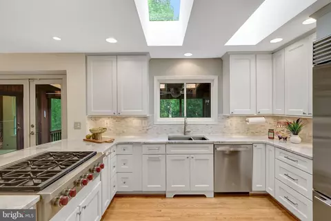 6508 Deidre Ter, Mclean, VA 22101 photo 19