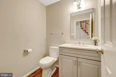 6508 Deidre Ter, Mclean, VA 22101 photo 8