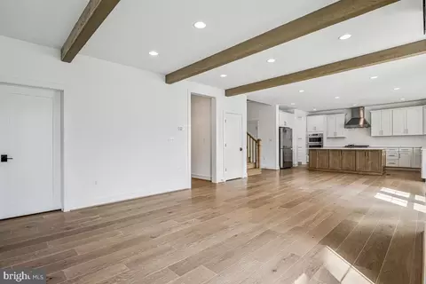Living - 8205 Dabney Ave, Springfield, VA 22152 photo 3 of 9