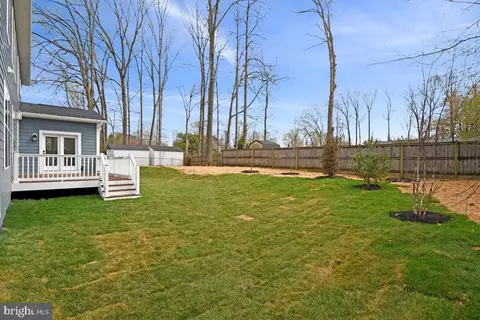 Exterior - 8205 Dabney Ave, Springfield, VA 22152 photo 7 of 7