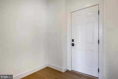 Entry Way - 8205 Dabney Ave, Springfield, VA 22152 photo 15 of 15