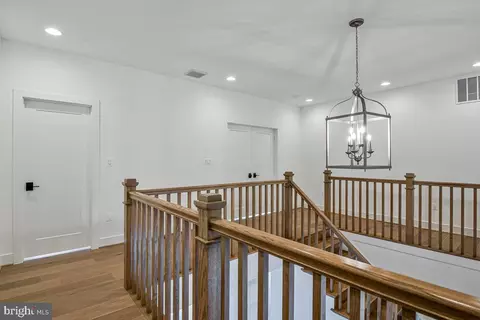 Entry Way - 8205 Dabney Ave, Springfield, VA 22152 photo 12 of 15