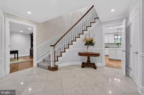 Entry Way - 1205 Suffield Dr, Mclean, VA 22101 photo 1 of 7