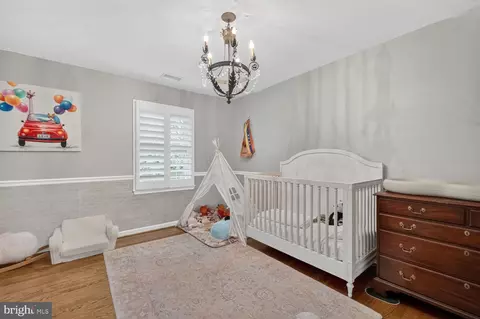 Bedroom - 1205 Suffield Dr, Mclean, VA 22101 photo 5 of 7