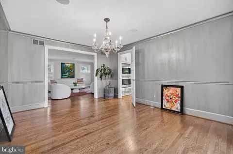 Dining - 1205 Suffield Dr, Mclean, VA 22101 photo 2 of 2