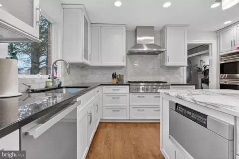 Kitchen - 1205 Suffield Dr, Mclean, VA 22101 photo 1 of 4