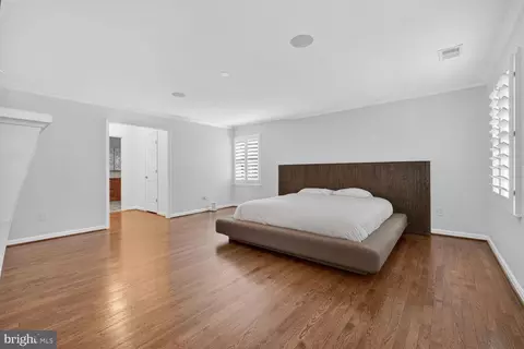 Bedroom - 1205 Suffield Dr, Mclean, VA 22101 photo 3 of 7