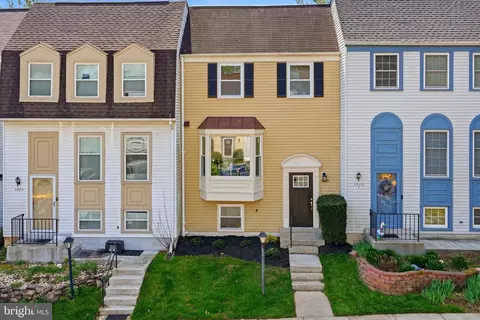 2984 Blaketon Ln, Oakton, VA 22124