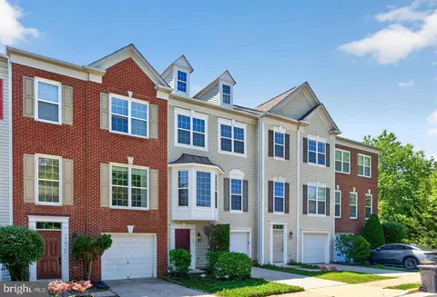 5369 Crimson Sky Ct, Centreville, VA 20120