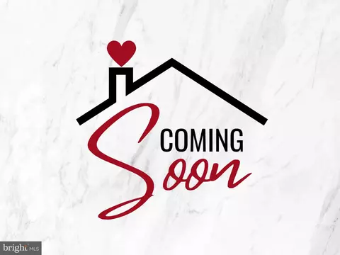 9852 Hidden Estates Cv, Vienna, VA 22181