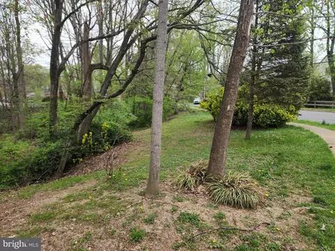 7669 Long Pne, Springfield, VA 22151 photo 4