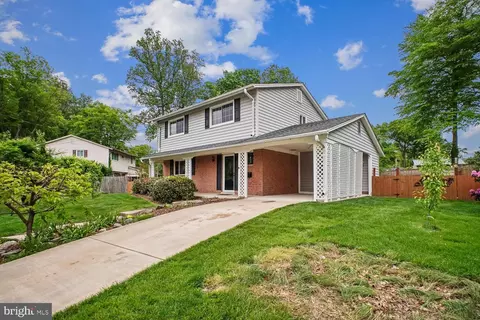Exterior - 8933 Burke Lake Rd, Springfield, VA 22151 photo 5 of 10