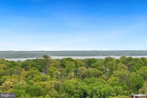 5902 Mount Eagle Dr #1402, Alexandria, VA 22303