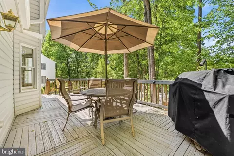 Exterior - 7412 Brian Run Ct, Springfield, VA 22153 photo 4 of 15