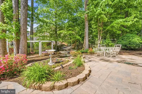 Exterior - 7412 Brian Run Ct, Springfield, VA 22153 photo 7 of 15