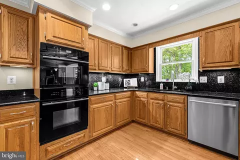 Kitchen - 7412 Brian Run Ct, Springfield, VA 22153 photo 5 of 5