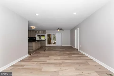 7516 Chancellor Way, Springfield, VA 22153 photo 19