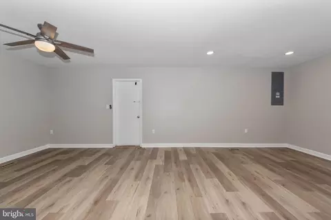 7516 Chancellor Way, Springfield, VA 22153 photo 17