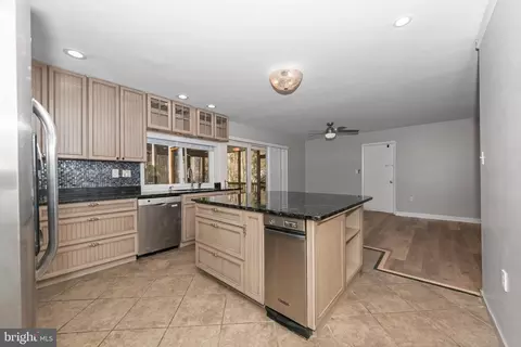 7516 Chancellor Way, Springfield, VA 22153 photo 13