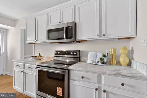 Kitchen - 6805 Market Square Dr, Mclean, VA 22101 photo 2 of 4