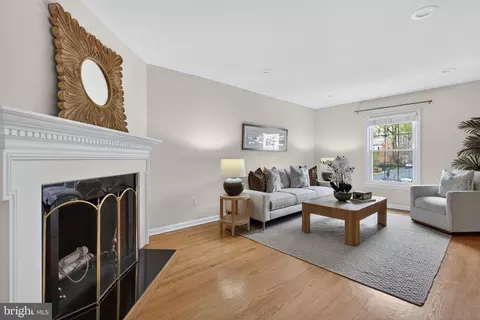 Living - 6805 Market Square Dr, Mclean, VA 22101 photo 2 of 7
