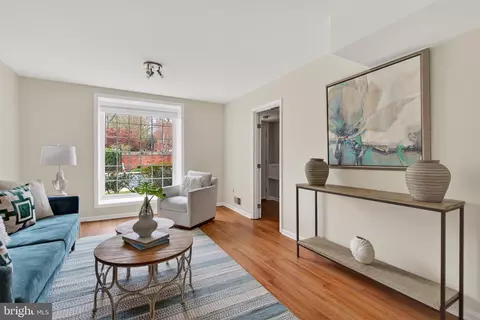 Living - 6805 Market Square Dr, Mclean, VA 22101 photo 7 of 7