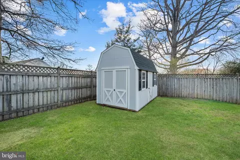 Exterior - 7312 Falmouth St, Springfield, VA 22150 photo 6 of 7