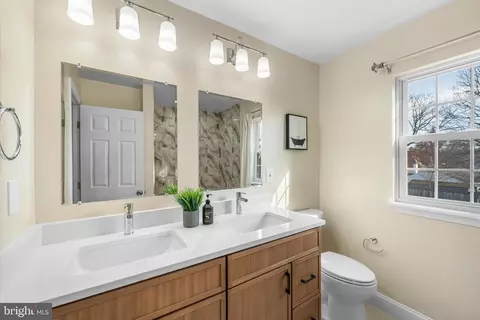 Bath - 7312 Falmouth St, Springfield, VA 22150 photo 3 of 4