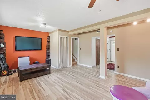 Living - 6614 Stagecoach St, Springfield, VA 22150 photo 1 of 1