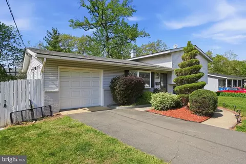 Exterior - 6614 Stagecoach St, Springfield, VA 22150 photo 5 of 5