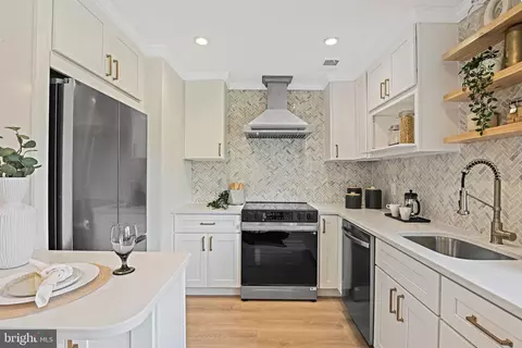 1845 Westwind Way #74, Mclean, VA 22102 photo 7