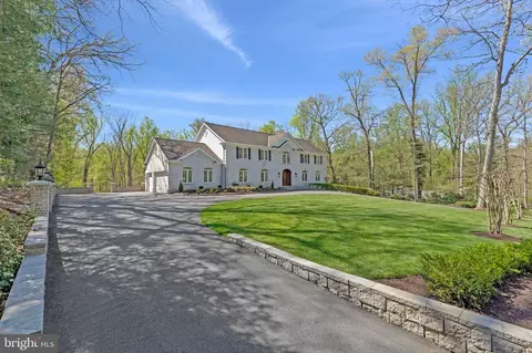 8611 Brook Rd, Mclean, VA 22102
