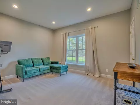 Other - 2520 Walnut Leaf Ln, Herndon, VA 20171 photo 3 of 11