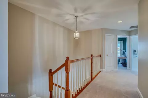 Entry Way - 2520 Walnut Leaf Ln, Herndon, VA 20171 photo 3 of 3