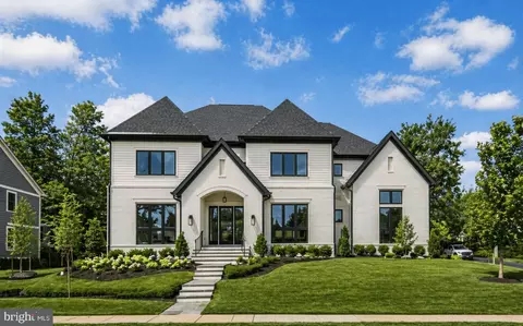 6928 Whitehall Pl, Mclean, VA 22101