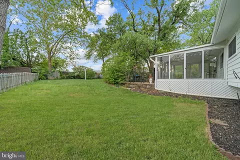 Exterior - 6423 Cabell Ct, Springfield, VA 22150 photo 6 of 11