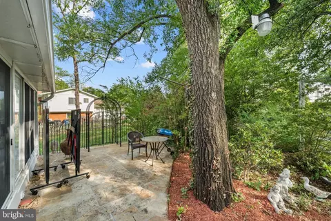 Exterior - 6423 Cabell Ct, Springfield, VA 22150 photo 9 of 11