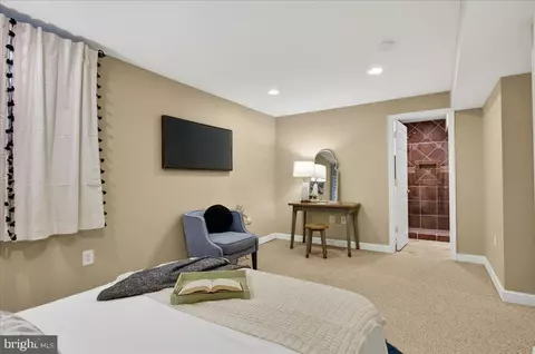 Bedroom - 7723 Silver Sage Ct, Springfield, VA 22153 photo 12 of 12