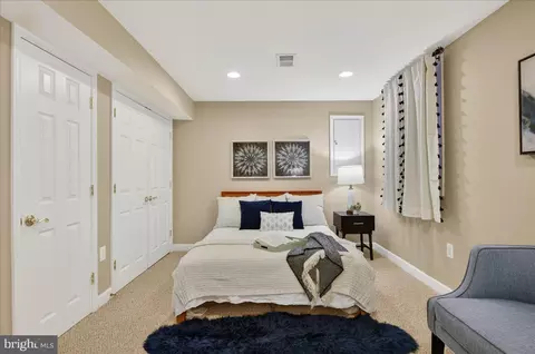 Bedroom - 7723 Silver Sage Ct, Springfield, VA 22153 photo 11 of 12