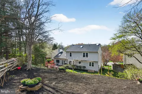 Exterior - 7723 Silver Sage Ct, Springfield, VA 22153 photo 12 of 15