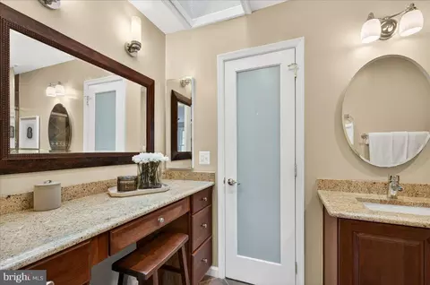Bath - 7723 Silver Sage Ct, Springfield, VA 22153 photo 1 of 6