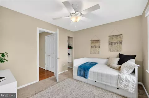 Bedroom - 7723 Silver Sage Ct, Springfield, VA 22153 photo 6 of 12