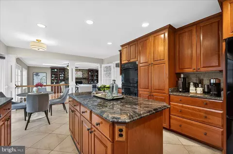 Kitchen - 7723 Silver Sage Ct, Springfield, VA 22153 photo 2 of 6