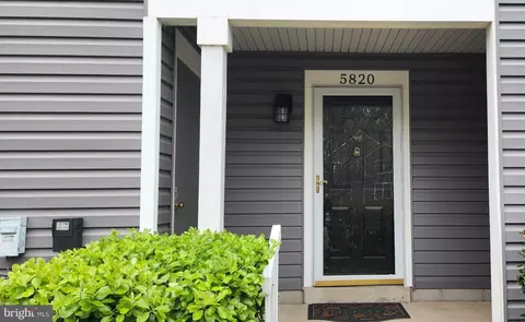 5820 Orchard Hill Ct #5820, Clifton, VA 20124