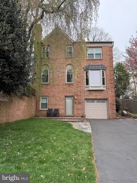 1148 Randolph Rd, Mclean, VA 22101